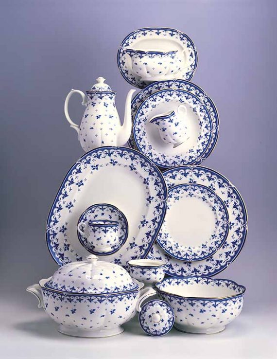 18 Best Dinner Sets In India For Your Home - Home Craze